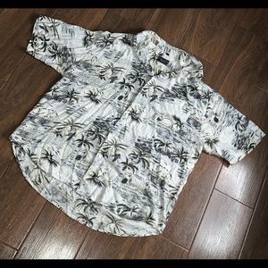 Short Sleeve Floral Button Up Shirt Size XL